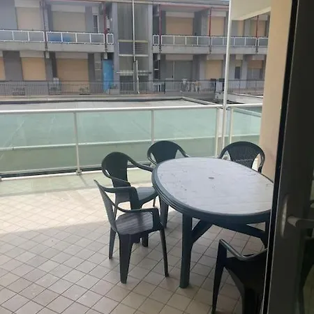 Pinarella Apartment *